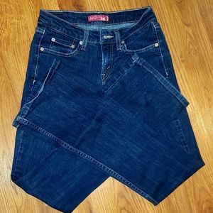 Levi's 518 Size 1R Super Low Cut Boot Leg